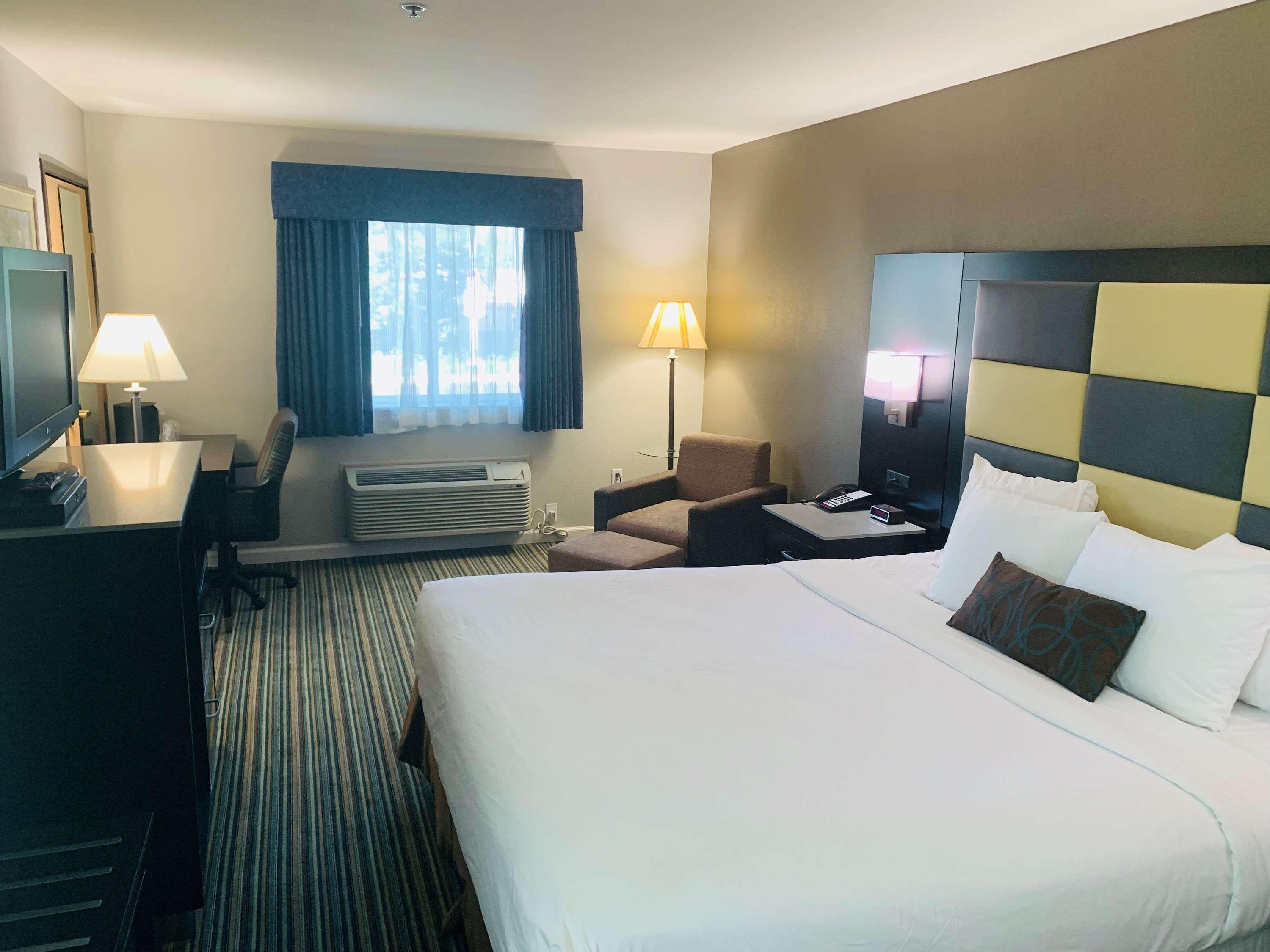 Surestay Plus Hotel By Best Western Redding Ngoại thất bức ảnh