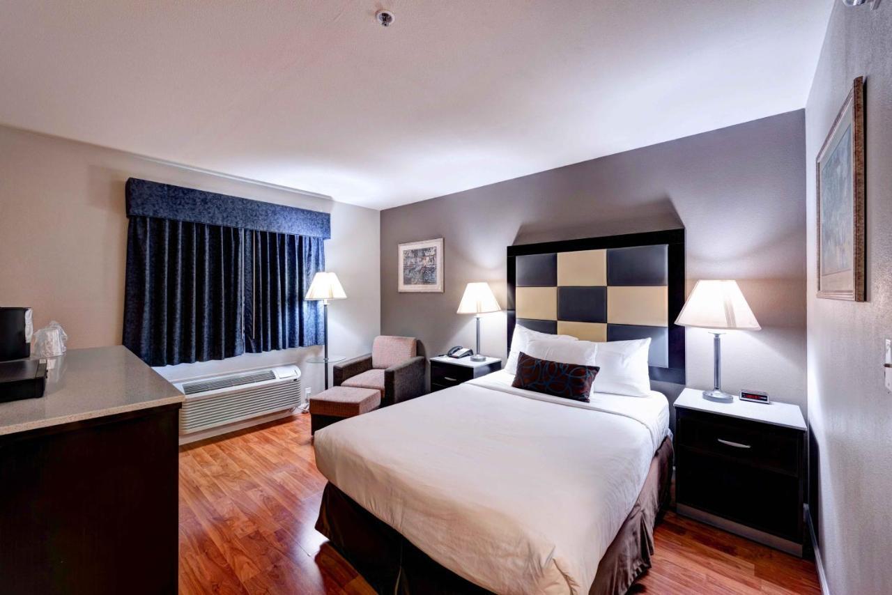 Surestay Plus Hotel By Best Western Redding Ngoại thất bức ảnh